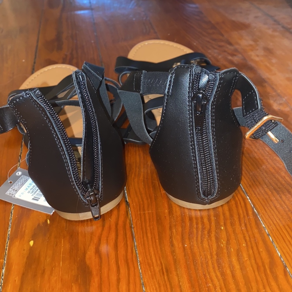 Sandals - Picture 4 of 4